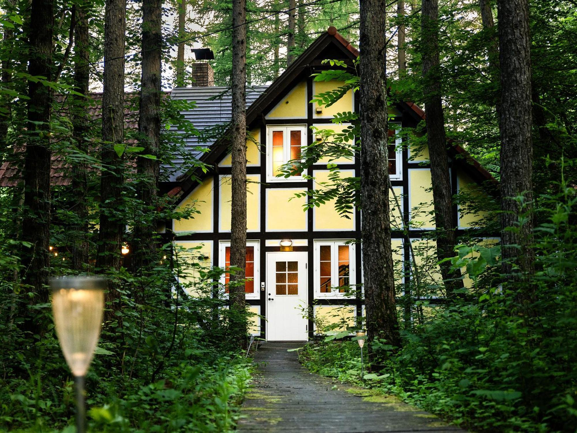 Tokachi Nakasatsunai Glamping Resort Feriendorf Esterno foto